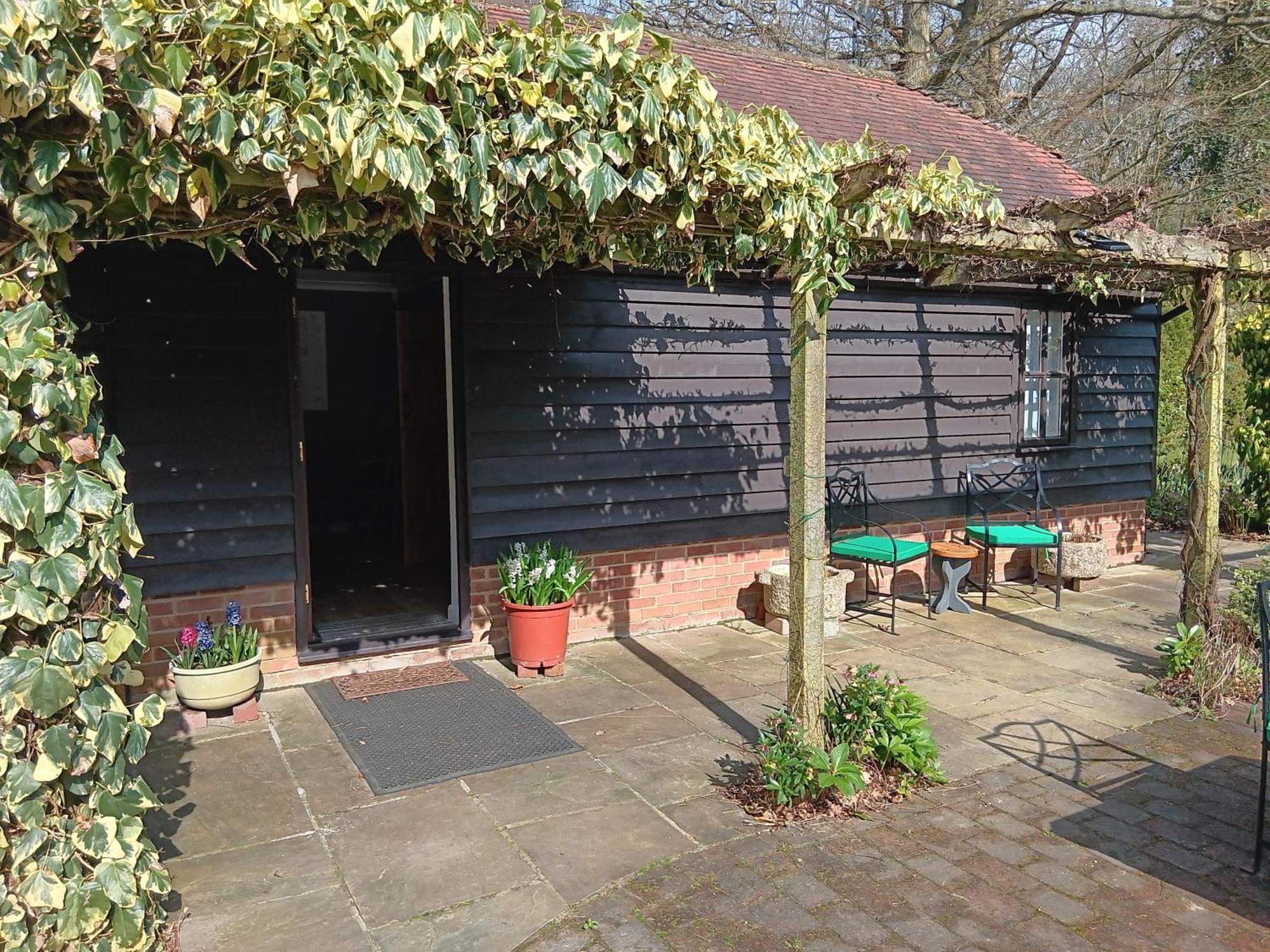 The Barn - Quiet Location Villa Ашфорд Екстериор снимка